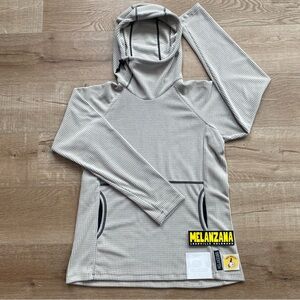 🤍🏔👻 2024 Melanzana V2 Microgrid Hoodie Womens Medium Melly in Fog w/Ghost Tag